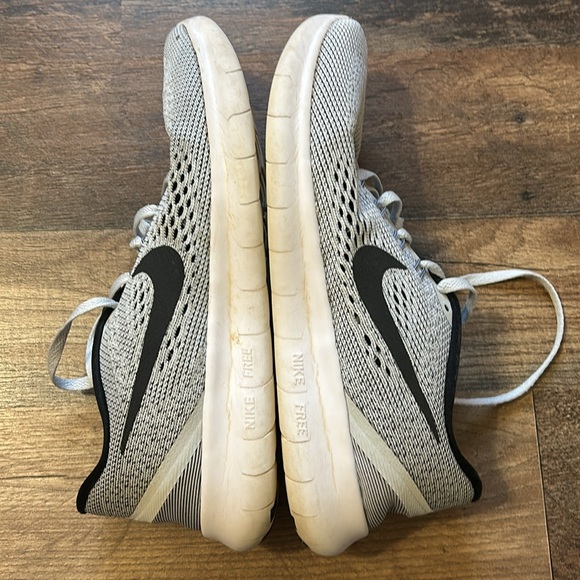 NIKE FREE RUN - Picture 3 of 5